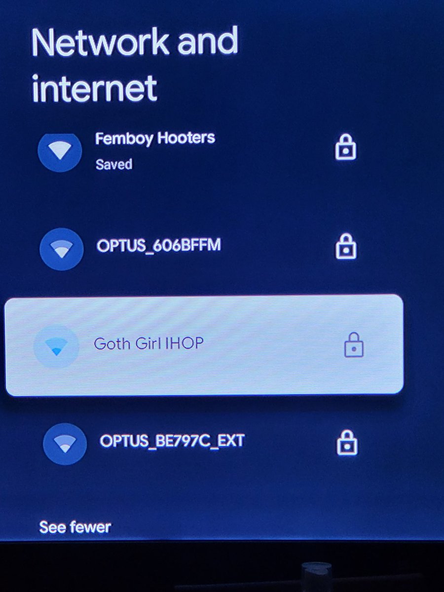 DuckProto's tweet photo. My internet is the top, someone in my street matched my freak https://t.co/BX2EhAh1VJ
