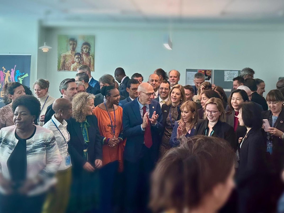Great meeting with <a href="/UN/">United Nations</a> Coordinators from around the world.

Human rights and sustainable development go and in hand.

Advancing the #GlobalGoals is essential to tackle root causes of conflict &amp; 
offer lives of dignity for all.

Look forward to continuing our joint efforts.