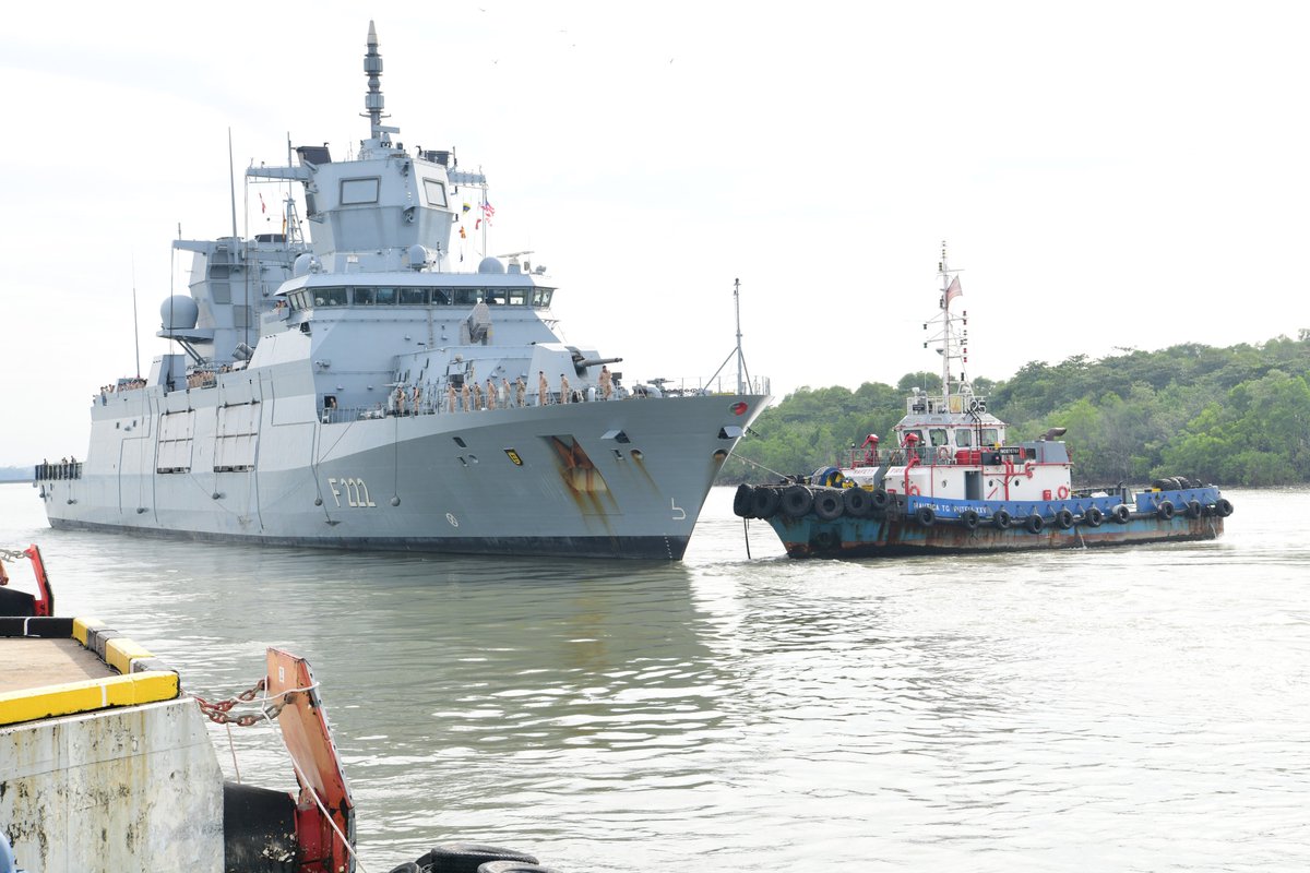 WarshipCam's tweet photo. German Navy Baden-WÃŧrttemberg-class frigate FGS Baden-WÃŧrttemberg (F222) leaving Port Klang, Malaysia - October 18, 2024 #fgsbadenwÃŧrttemberg #f222
SRC: TW-@tldm_rasmi https://t.co/mgQygookGk