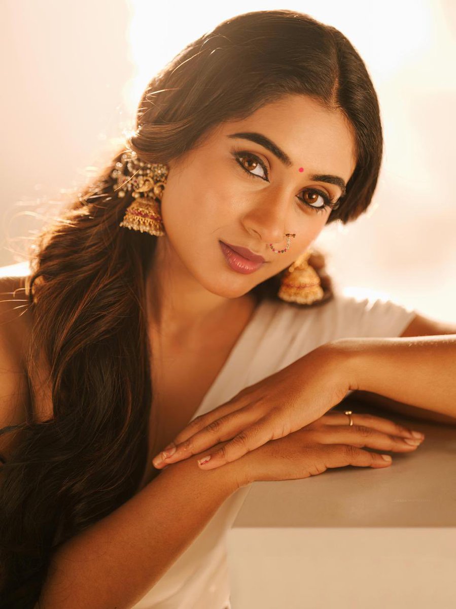 Devika Satheesh (@devu_devika77) on Twitter photo ♥️ ♥️