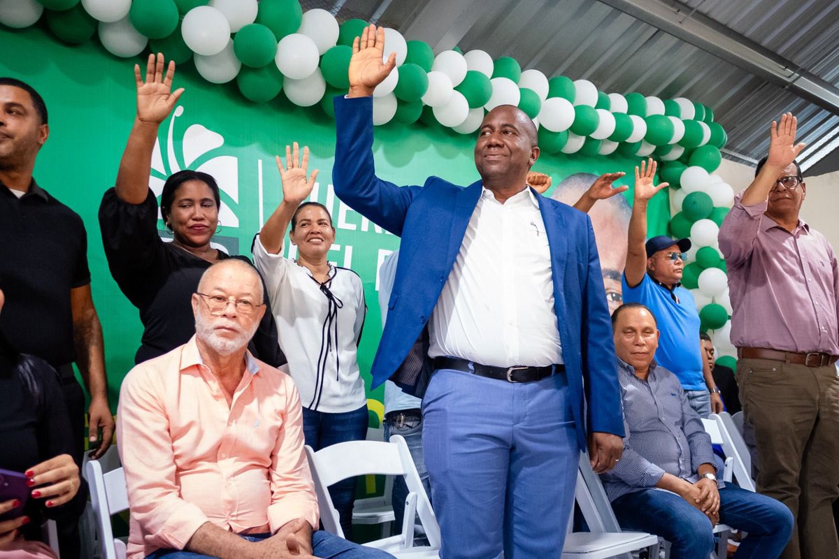 #FPComunica |

𝐑𝐞𝐠𝐢𝐝𝐨𝐫 𝐎𝐝𝐚𝐥𝐲𝐬 𝐓𝐞𝐣𝐚𝐝𝐚 𝐲 𝐬𝐮 𝐞𝐪𝐮𝐢𝐩𝐨 𝐝𝐞𝐥 𝐏𝐋𝐃 𝐞𝐧 𝐒𝐚𝐧𝐭𝐢𝐚𝐠𝐨 𝐬𝐞 𝐬𝐮𝐦𝐚𝐧 𝐚 𝐥𝐚 #𝐅𝐮𝐞𝐫𝐳𝐚𝐃𝐞𝐥𝐏𝐮𝐞𝐛𝐥𝐨