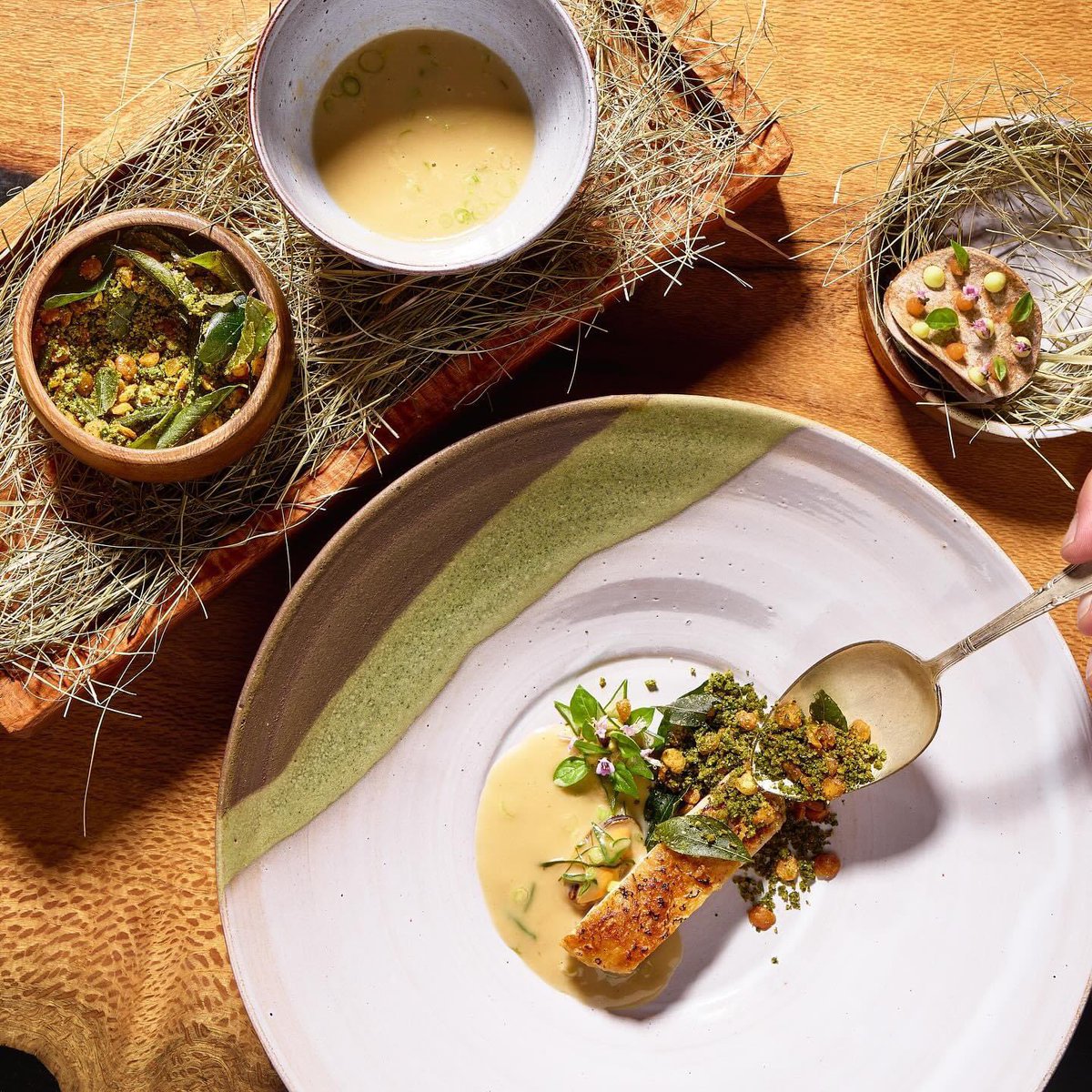 Restaurant Week South Africa is your ticket to the most luxurious 5+ course menus in the country! Reservations are open until 3 November, so book your spot now via restaurantweek.co.za and get ready to feast like royalty! Pictured: The LivingRoom at Summerhill Guest Estate