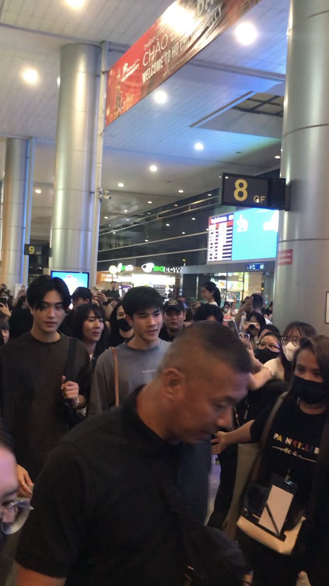 hwgie01's tweet photo. Gemini Fourth welcome to🇻🇳
#GeminiFourth #เจมีไนน์โฟร์ท 
#Gemini_NT #Fourthnattawat
#NJOIN
#GMMTV
#GFRunTheWorldConcertinVN https://t.co/ypmlhYBQP3