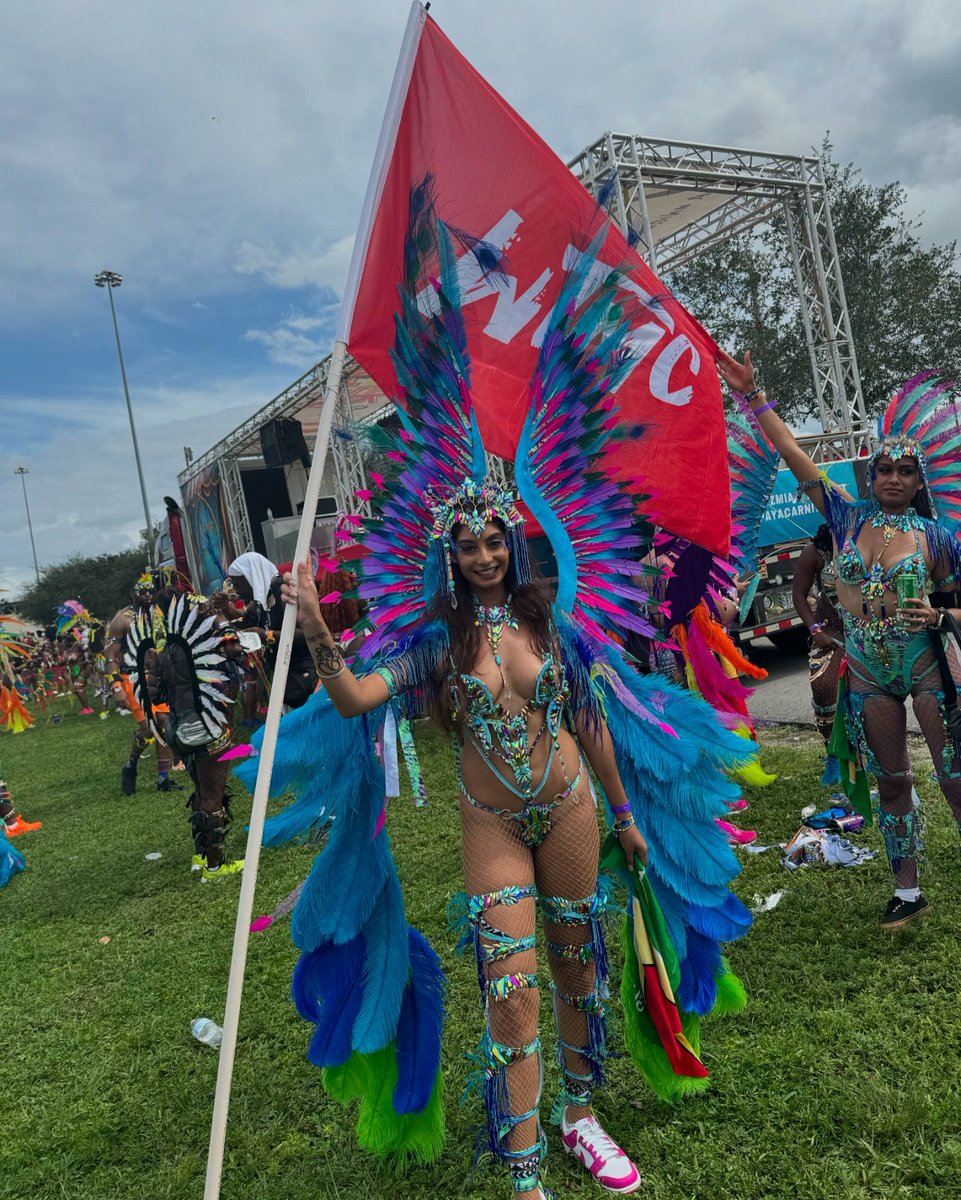 1caribbean_'s tweet photo. The beautiful women of our mas section “Liquid” were surely OUTSIDE on d’ road! 😍💦 #KpayaCarnival

Band: @kpayacarnival 
Section: @cooliegram_wtmc 
Designer: @rawlepermanand 
Section Leader: @jodel.star 

#WTMC #MiamiCarnival #TeamRK https://t.co/xuiPSWdwzd