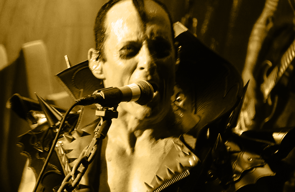 dreampropaganda's tweet image. On this date in 2019 at Madison Square Garden NYC - MISFITS (191019) #beforethepandemic #livemusic #Socialdistancing #themisfits #officialmisfits #thegarden #punkrock #goth #heavymetal #glenndanzig #doylewolfgangvonfrankenstein #jerryonly