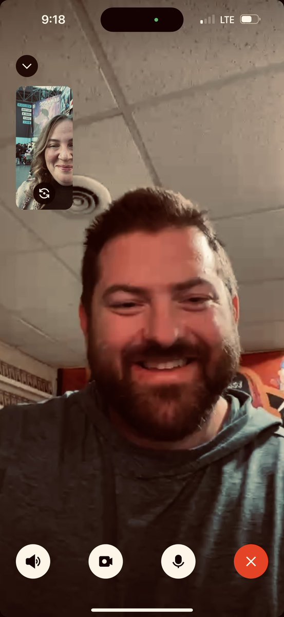 Xsmom15's tweet photo. What was your favorite part of Friday’s NYC Comic Con?
By far my favorite moment was this one right here! So very excited for you, your growing family, and all things @veefriends! #coachroach 🪳
Josh & @jayacreates on @Whatnot has just begun and the sky’s the limit!
#kindnessonly #content #veefriends