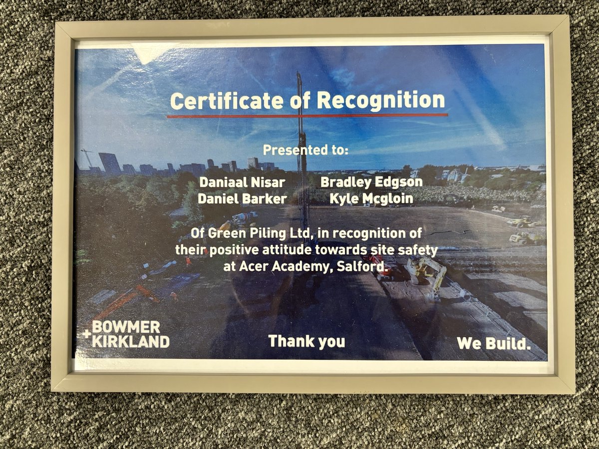We are thrilled to announce that a dedicated team from Green Piling has been recognized for their exceptional commitment to safety. The award was proudly received by Daniaal Nisar, Daniel Barker, Bradley Edgson, and Kyle McGloin - Well done boys!