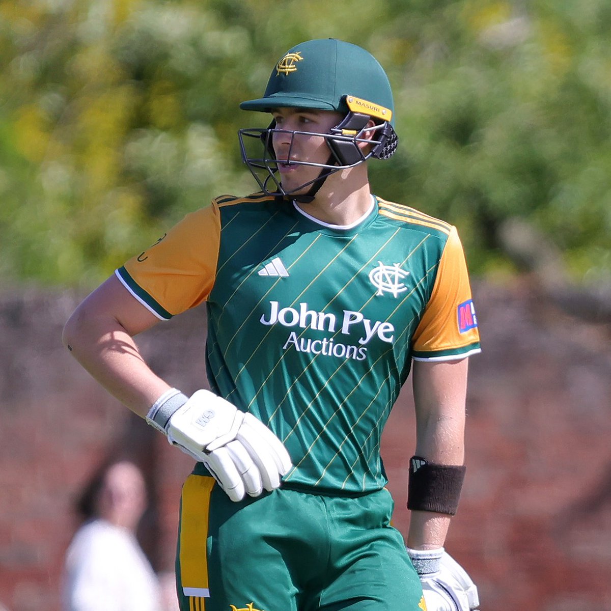 TrentBridge's tweet photo. 👦🏻 Another day, another throwback. 

First professional season 🔜 for Travis Holland 🤩

#Outlaws https://t.co/PrBKR5z2nr