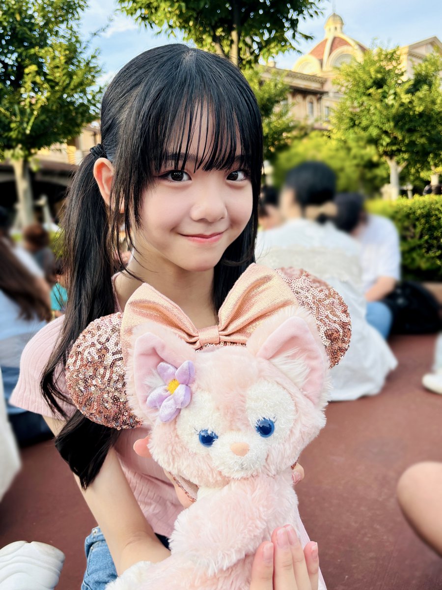 New🏰 【山腰 理紗☆ブログ】が更新されたよ🎀 ＼ ディズニーシーを