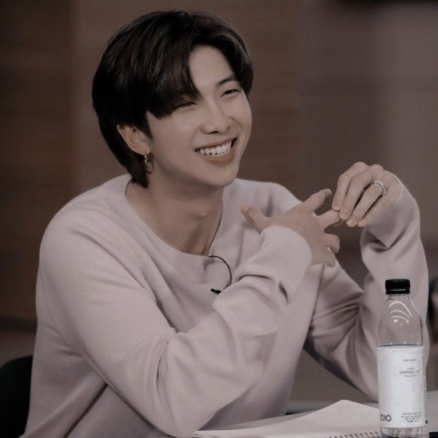 I vote #rm for #2024MAMAVOTE