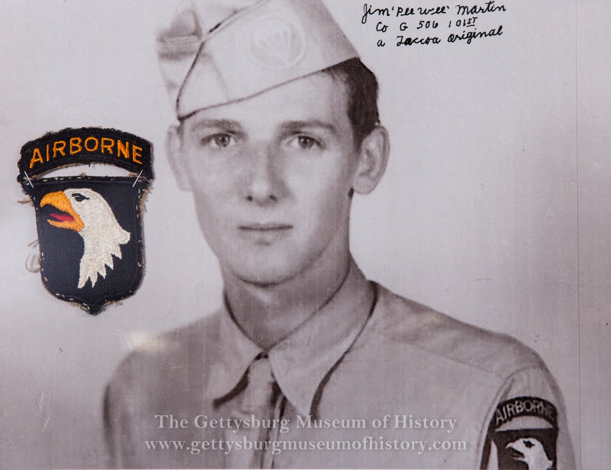 ErikDorrGMOH's tweet photo. An original WWII 101st Airborne Patch worn by Jim "PeeWee" Martin G/506 101st Airborne.
For more on the collections at The Gettysburg Museum Of History see:
https://t.co/smTVC6kHuf
#JimPeeWeeMartinG506 #101stAirborne #WeaponHunter #GettysburgMuseumOfHistory https://t.co/PnNApYo4Ke