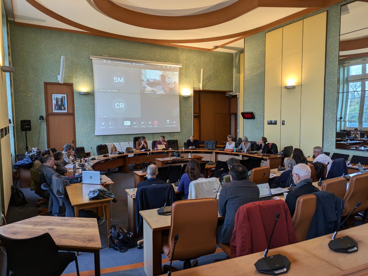 Les Rencontres se sont achevées aujourd'hui par un temps plénier du RFVE,
▶️ Vives inquiétudes sur les futures coupes budgétaires et leur impact sur les services publics
▶️ Question de lutte contre les violences faites aux enfants
<a href="/VilleDeBourges/">Ville de Bourges - Officiel</a>