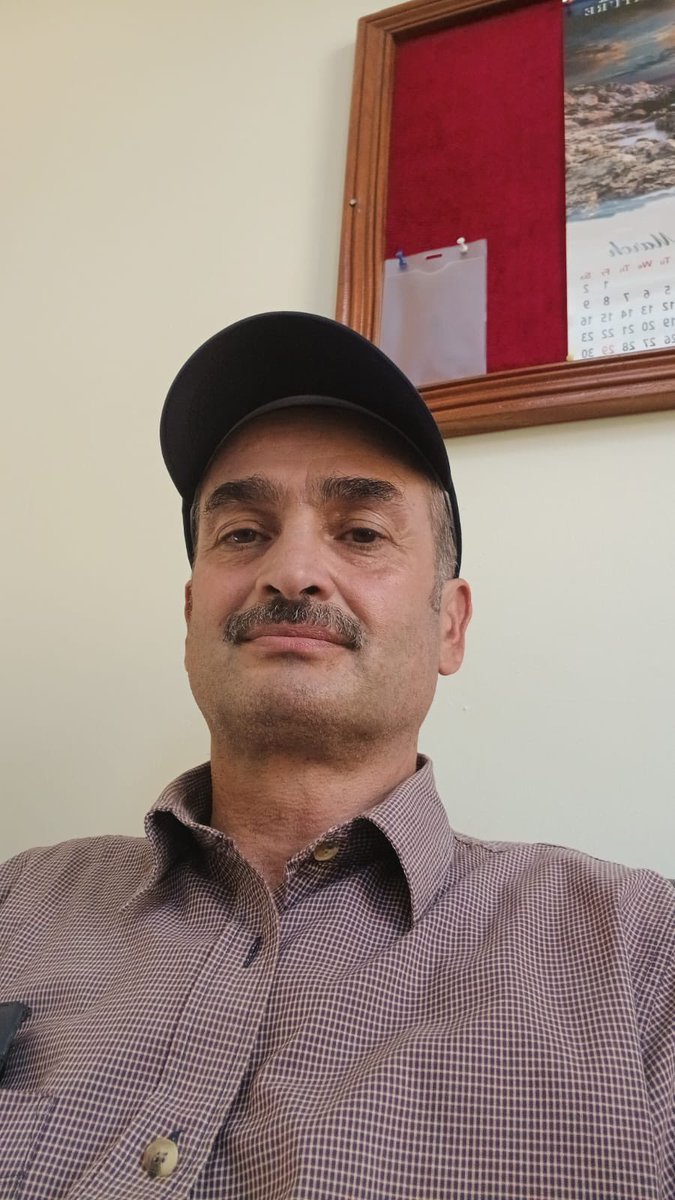 sevincozarslan's tweet photo. Kenya’dan bu sabah kaçırılan meslek öğretmeni Öztürk Uzun’un eşi: 

“Eşimle en son dün görüştük. Şu an biz de şoktayız. Üç çocuğumuz var. Yanımıza gelmesi için işlemlerimiz devam ediyordu. Kızımızın pasaport süresi 2021 doldu, başvuru işlemleri yaptık. Polis Türkiye’deki akrabamızı arayıp kızımızı sormuş, biz asıl onun babasını arıyoruz, demişler.” 

https://t.co/7iIS0yag7L