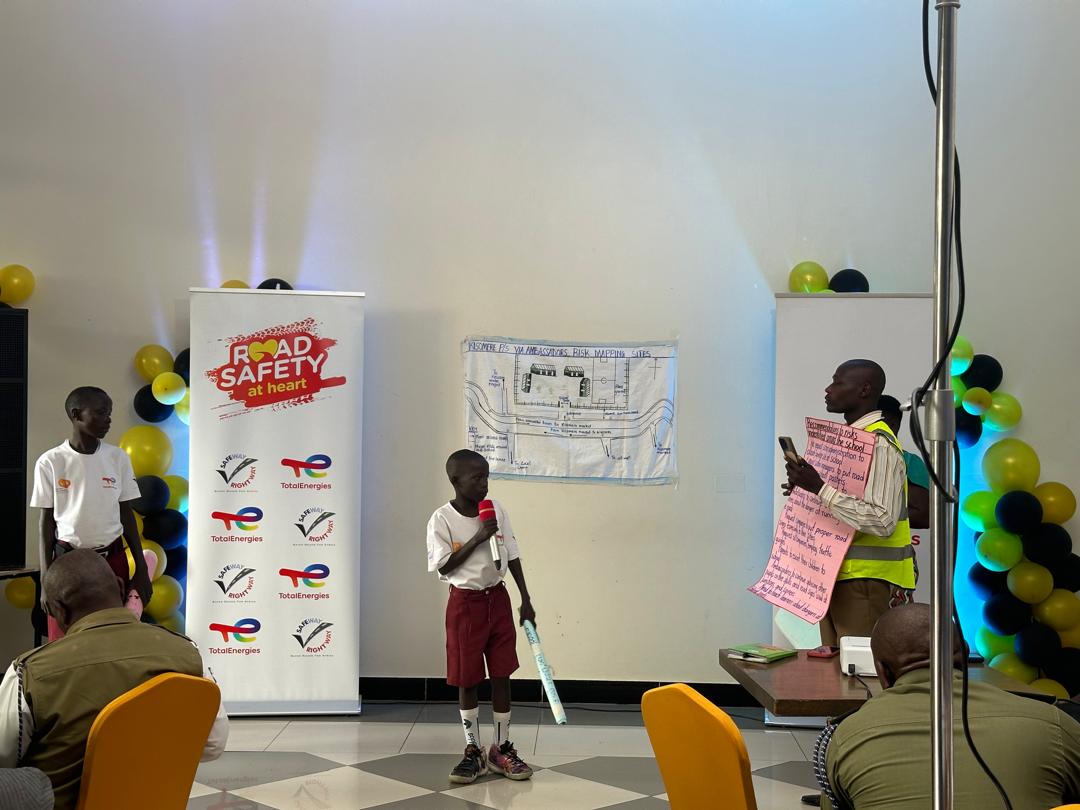 swrwug's tweet photo. #HappeningNow
#Kisomele_Primary_School students at the #VIA_Safe_Mobility Ambassador program national competition making their #RoadSafety presentation.
#TheSafeWayIsTheRightWay https://t.co/3eBpliwZdl