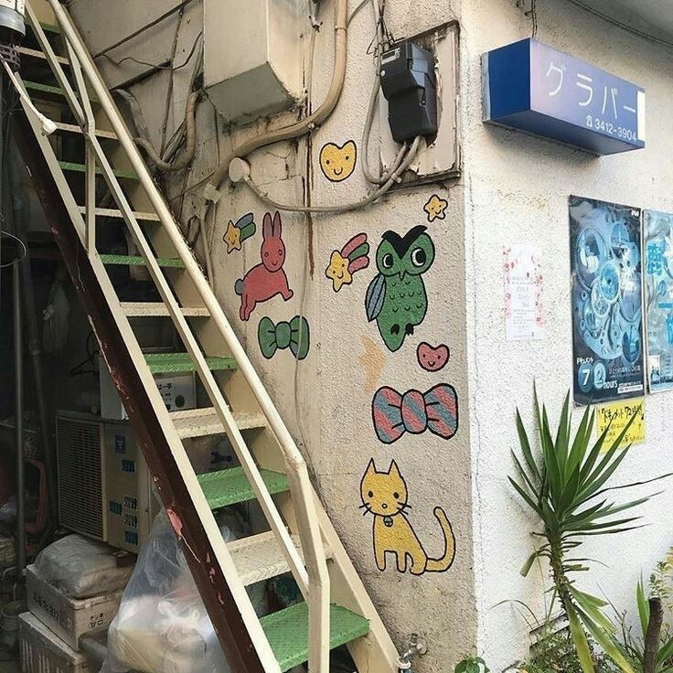 — welcome here ♡ ! 

• 🍀   dako | 00' | infj | ela/dela
• ☘️   ciências da computação – 2027
• 🌱   pt/eng | 🇯🇵🇰🇷

🐳  —  músicas, jogos, livros, doramas, animes, gatos, sanrio etc.

(♡/↻) = moots ! 🐬

⌕ : #studytwt | #studytwtbr l #studytechbr | #bolhadev