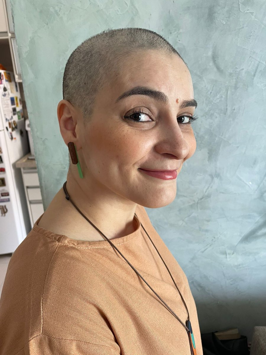 Larissa Rodrigues tweet media