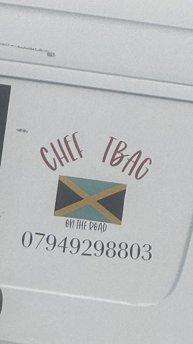 Is this <a href="/TomFletcher/">Tom Fletcher</a> ‘s job on the side ? 😂😂