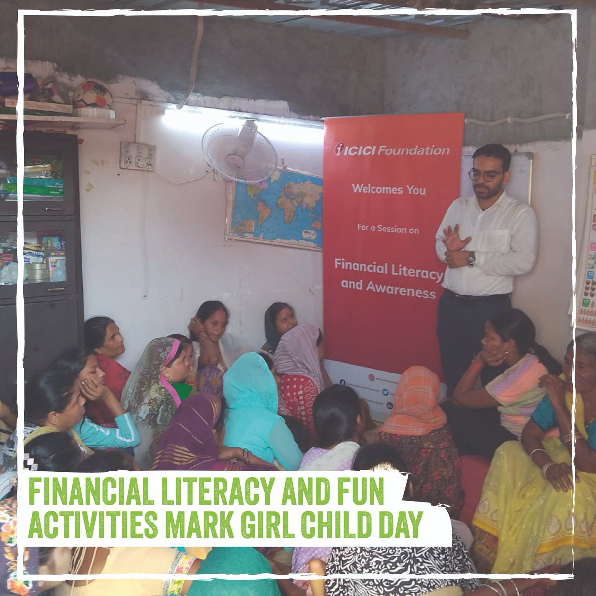 RailwayChildInd's tweet image. #railwaychildrenindia celebrated the International Girl Child Day in Balmiki Basti and Kishanganj. Girls and mothers joined in droves for drawing &amp;amp; painting activities and a financial literacy session with @ICICIFoundation ​
#Girlsmatter @_mukulmadhav 
shorturl.at/bftU5