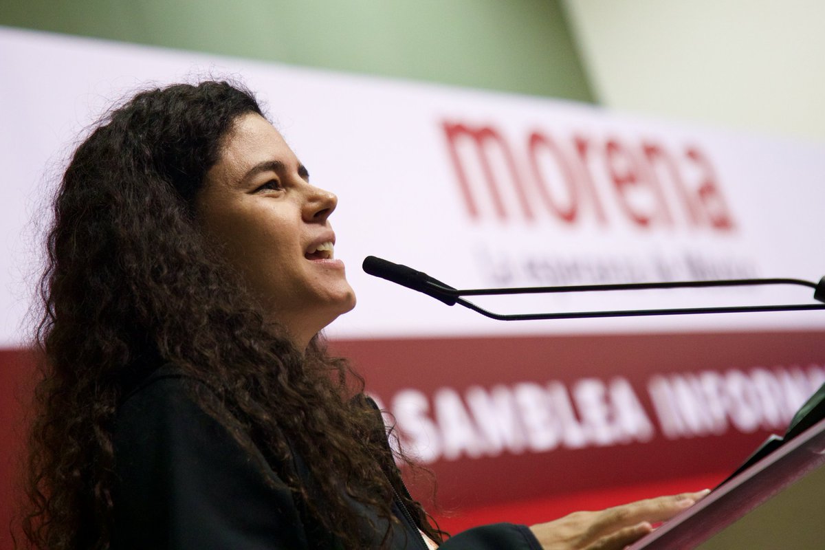 SRIACOMUMORENA's tweet photo. Somos herederas y herederos de un Partido que lleva en su esencia la lucha social. De ahí venimos y es lo que nos define.

Es por eso que nuestra Presidenta, @Claudiashein , nos pidió, antes de tomar licencia de su militancia, no dejar de luchar nunca por las causas justas. https://t.co/zYkhzLKROI