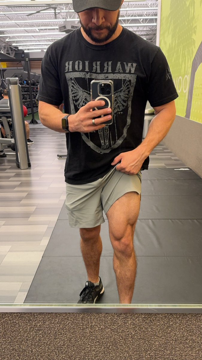 AdamTeamJacked's tweet photo. Still working. https://t.co/KC5chKyn8J