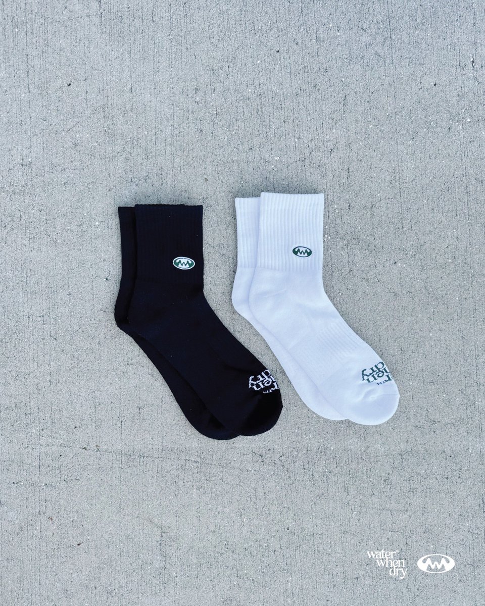 The next Water When Dry Sock Drop is happening on Oct 25. To celebrate, we’re giving away a pack to one lucky person!

To enter:
• Repost
• Follow @chefdoomy &amp; <a href="/waterwhendry_/">water when dry™</a> 
• Comment “💐”

Giveaway closes Sunday, Oct 20 11:59 PM PST. Winner selected Oct 21.

Good luck!