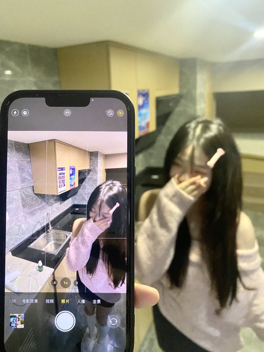 xiaomei525's tweet photo. 来自网友 真厉害 好新奇角度呀🫠 https://t.co/OXcPkWD1sc