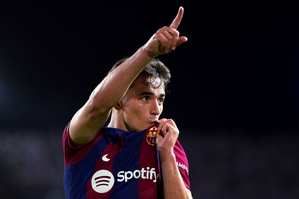 FabrizioRomano's tweet photo. 🚨🔵🔴 Barcelona are prepared to get new deal done for Gavi as soon as he returns on the pitch, as reported two weeks ago.

“I can confirm that Gavi’s contract will also be extended”, Joan Laporta has confirmed. https://t.co/9mBYaNaGkT