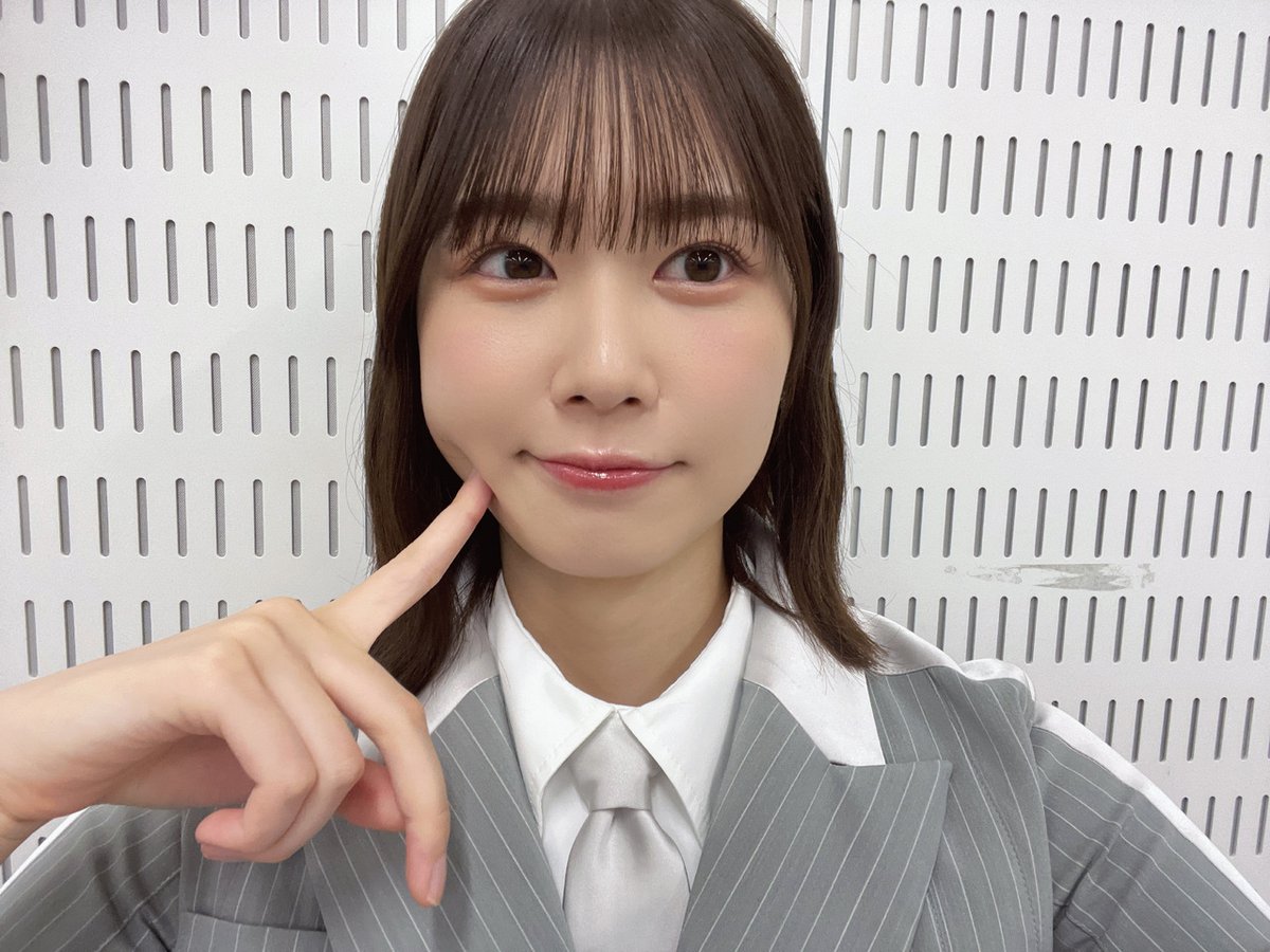 hinatazaka46's tweet image. 【ブログ更新☀️ 丹生明里】 ~嬉しいお知らせ!~ hinatazaka46.com/s/official/dia… #日向坂46 #丹生明里