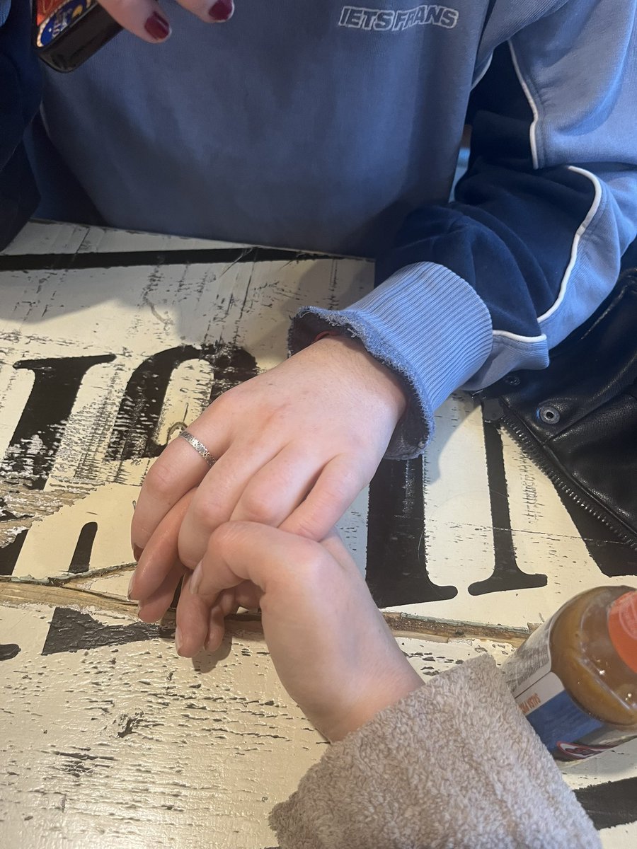 LaurenHever's tweet photo. When the hangover is so diabolical you need physical touch and affection https://t.co/g9tfxq6Qyq