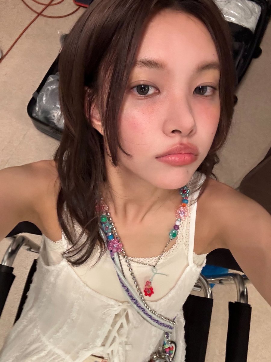 yunah pics tweet media