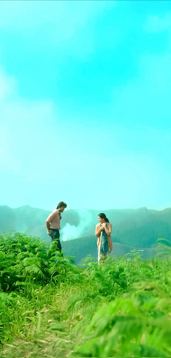 saanndyy1's tweet image. "A Good company &amp;amp; nature will heal Everything" ♥️🤍
 Frames of A  Beautiful Tale of Love #DearComrade 😍♥️
Pair 
@TheDeverakonda @iamRashmika
🤍

#VijayDeverakonda #Rashmika 

Hope you like them 🙏♥️♥️