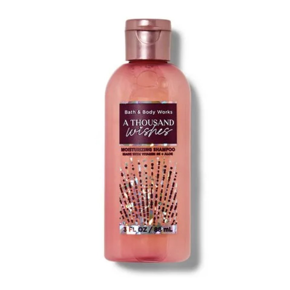 lovelovebabybeb's tweet photo. Bath &amp; Body Works กลิ่น a thousand wishes แม่งหอมยันแชมพูอะ หอมแบบจริตตัวแม่มาก กูคิดว่าวิคตอเรียซีเคร็ทเดินมาแต่ไกล หอมเหมือนถูกมนต์สะกด หัวหอมชิปหาย ถูกหอมหัวไม่หยุด รังแคไม่มีเลย ผมนิ่มลื่นไม่ต้องใช้ทรีทเม้น มันเริดเกิ๊น แตกแตนจริง https://t.co/fUjnCc6e8H