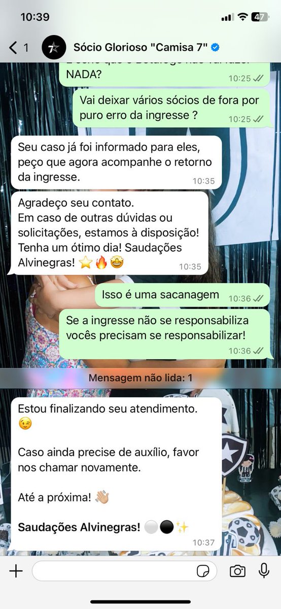 ervilhacaio's tweet photo. Na moral, vai tomar no cu @Botafogo e @Ingresse

A gente paga sócio caro pra ser tratado dessa forma? 

Eu quero a porra do meu ingresso!
Eu e minha esposa estamos aguardando desde ontem uma posição da ingresse e até agora nada! Eu tô muito puto! https://t.co/1AUDfSjoEv