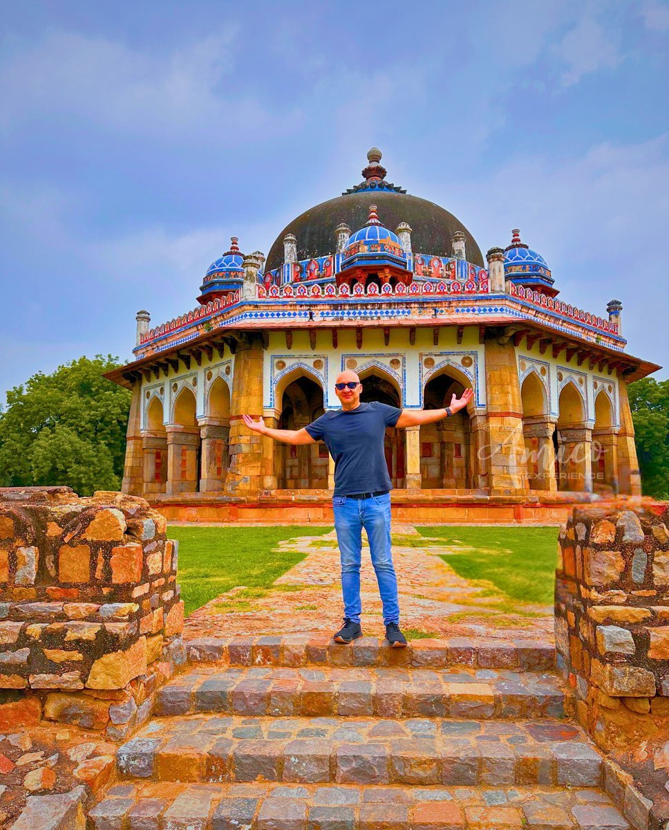 The Humayun’s Tomb 

#india #theamicoexperienceindia #agra 
#travelawesome #travelblogger #travelbloggerlife #travelblogging #traveldiary #travelingram #traveller #worldtraveler #traveltheworld #photooftheday​​​​​​​​ #architecture #archilovers #streetphotography #instalove