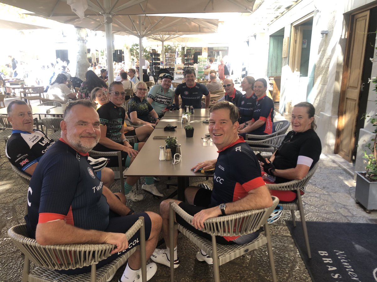 LEGRO's tweet photo. Some pics of our cake ride today
#legroscyclingexperience #mallorca #secrettraining #cyclinglife #ElBistro https://t.co/RsP23SV511