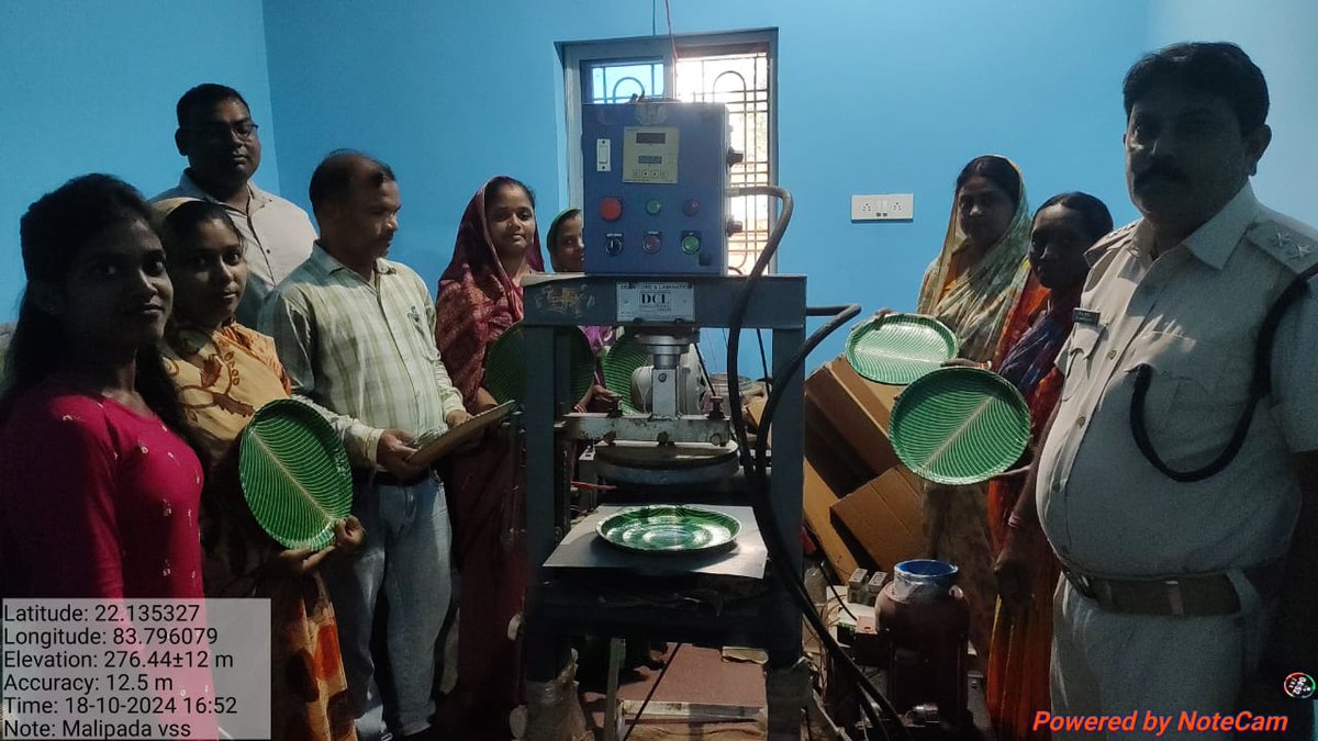 DfoSundargarh's tweet image. Discussion was made with the SHG members regarding profit they are getting, constraints they face, market linkages in Sundargarh and assist them also, in providing a temporary place to sell their products at Sarafgarh Nature camp &amp;amp; EcoTourism park during winter season.
#OFSDP-II