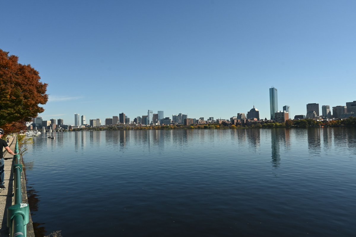 It’s the most wonderful time of the year, Engineers. Check out the Head of the Charles Regatta this weekend for a great outdoor activity and cheer on the #MIT Crew team. hocr.org