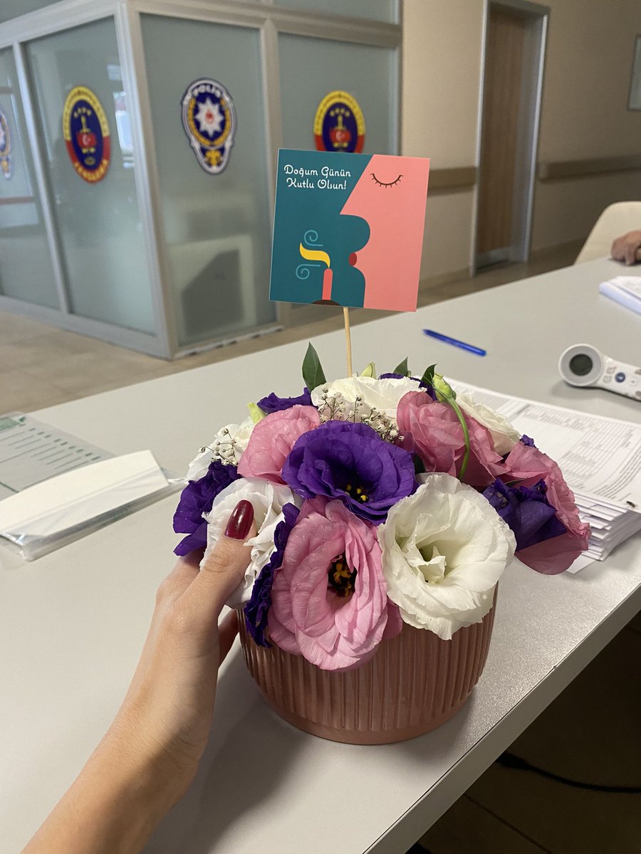 Bana dair şeylerin pembe seçilmesi detayına düşüyorum sanırım ben