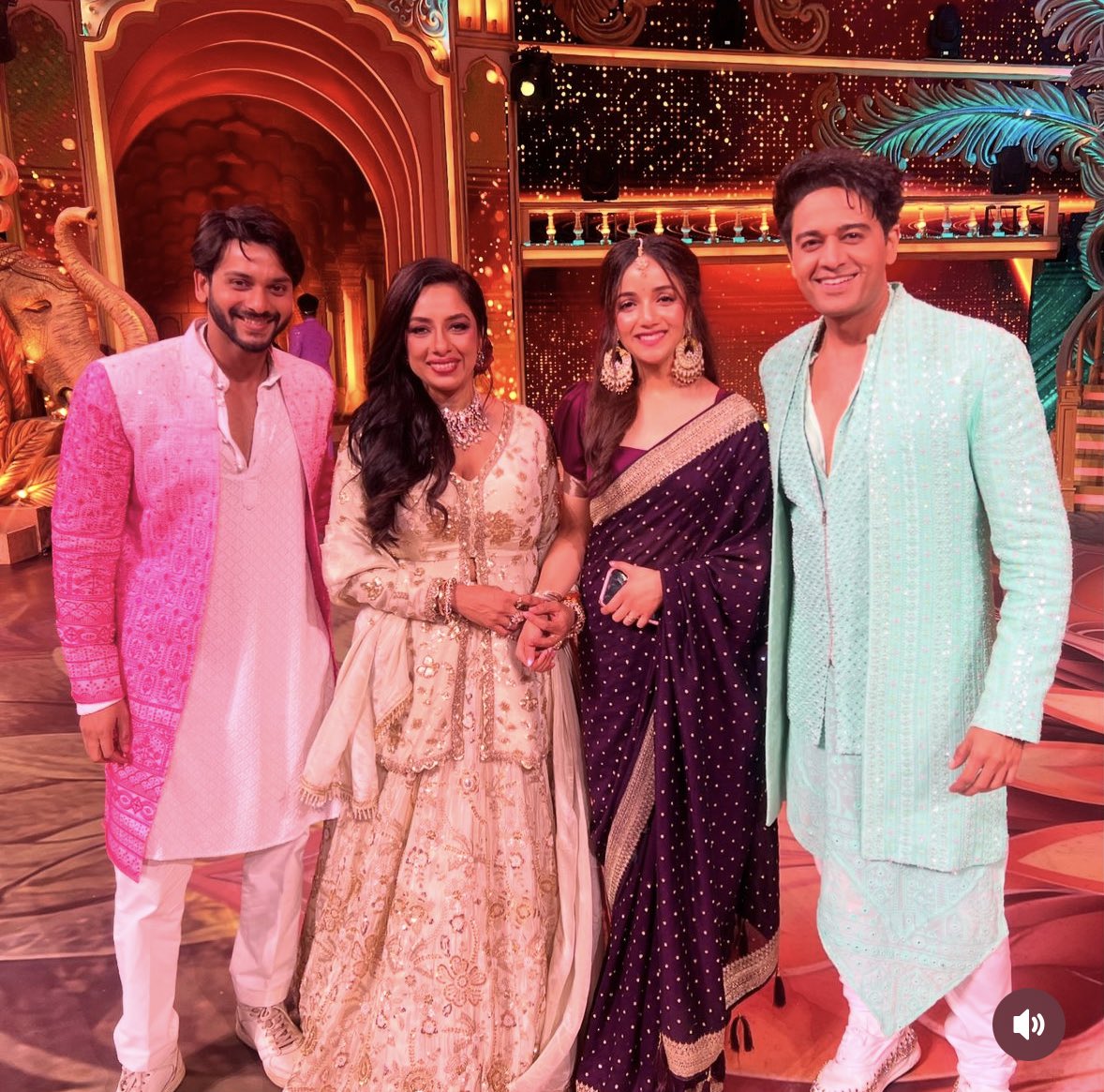 THOR____LOKI's tweet image. #Anupamaa #AnujKapadia #MaAn #GauravKhanna #RupaliGanguly 
❤️✨