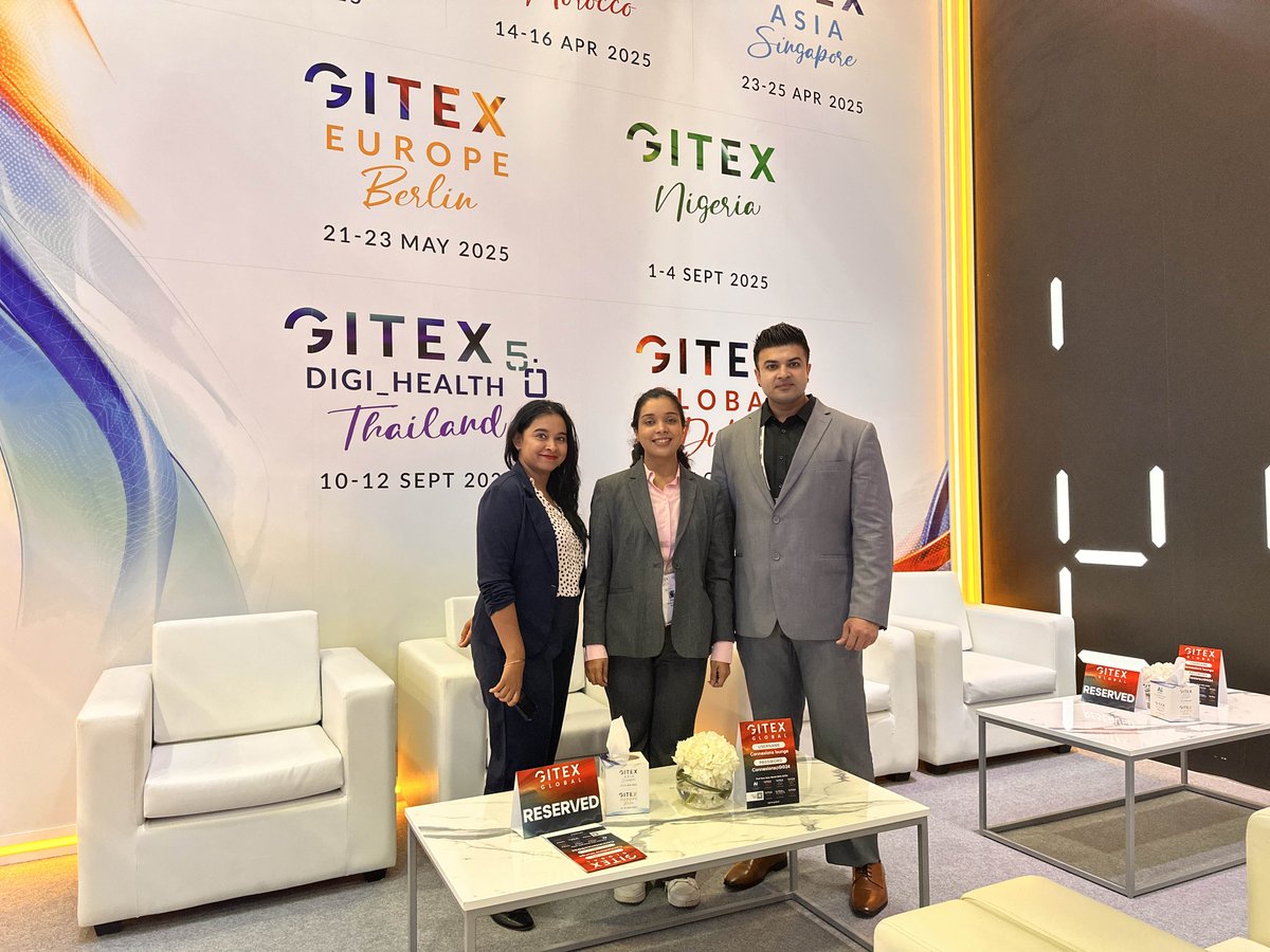 ExpoPlatform_'s tweet image. It&apos;s a wrap on @GITEX_GLOBAL 2024 and this was quite a spectacular show! We partnered with @DWTCOfficial for the fourth consecutive year to provide event tech solutions - here are some last-day snaps! 📷

#gitex #gitexglobal #gitex24 #gitex2024 #eventtech