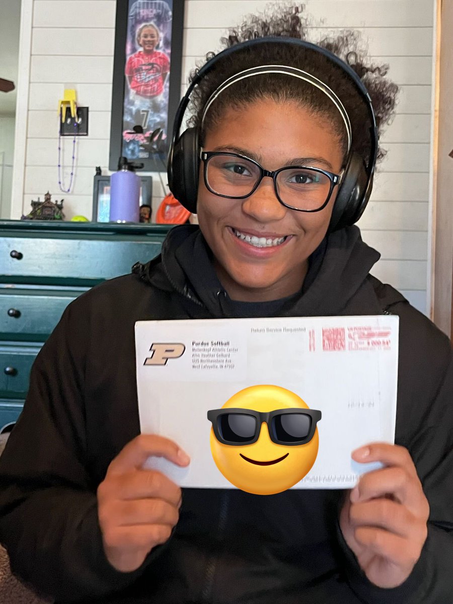 Got home from basketball practice and this was waiting n the mail for me. Thank you so much <a href="/PurdueSoftball/">Purdue Softball</a> . Hopefully you guys come watch us play this weekend n STL. <a href="/CoachMFrezzotti/">Magali Frezzotti</a> <a href="/heather_gelbard/">Heather Gelbard</a> <a href="/ocbatbusters/">ocbatbusters</a> <a href="/Batbusters_IN/">Batbusters Indiana</a> <a href="/VHS_GirlsBball/">Valpo Girls Basketball</a> <a href="/ValpoVikingSB/">Valpo Softball</a> #BRICKXBRICK