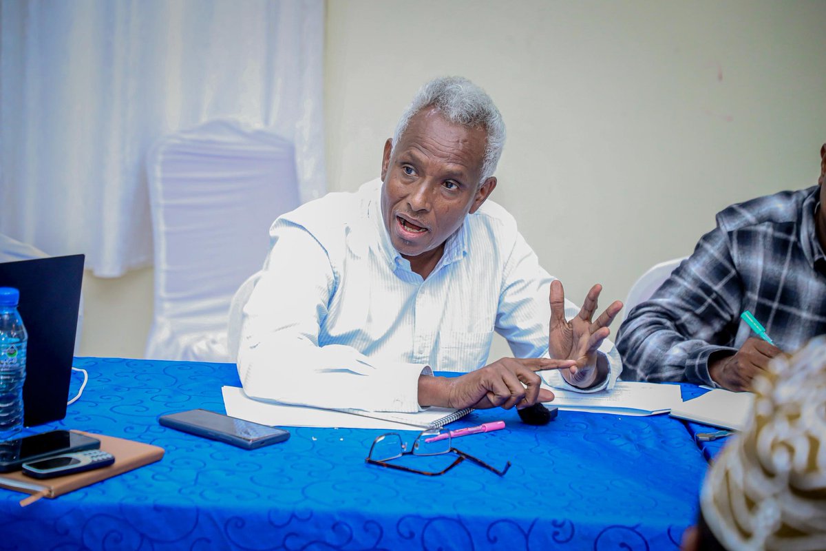FarahJuxa's tweet photo. 4th day of the #Review process of Puntland #democatization process.
Qardho, #Puntland. https://t.co/qPAXTJ9PKn
