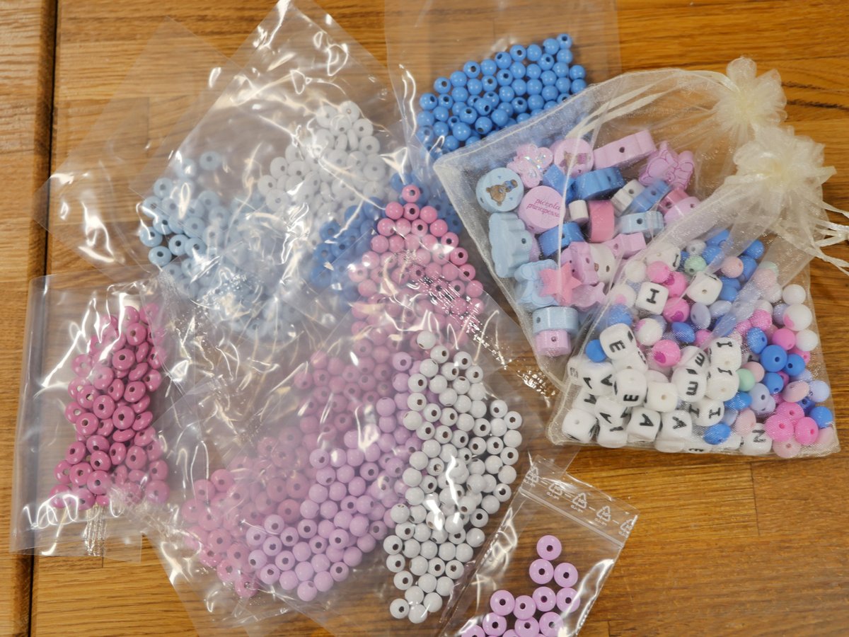 👶 Bestelle jetzt beim #Schnullerkettenladen: schnullerkettenladen.de

👶 Order now at Schnullerkettenladen: schnullerkettenladen.de/en

☺️ That's one of your orders. 📦 Many thanks for your loyalty! 🙌

#woodenbeads #motivperlen #motifbeads #buchstabenwürfel #lettercubes