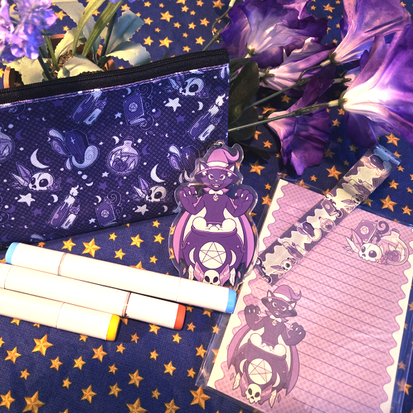 VexinglyYours's tweet photo. 💀Something wicked this way comes. 🐈‍⬛✨

The Sage Witch Collection has two new additions: The Sage Witch Cat charm and pencil bags. https://t.co/P0zvmMYiMJ https://t.co/OTs1BQVKGo