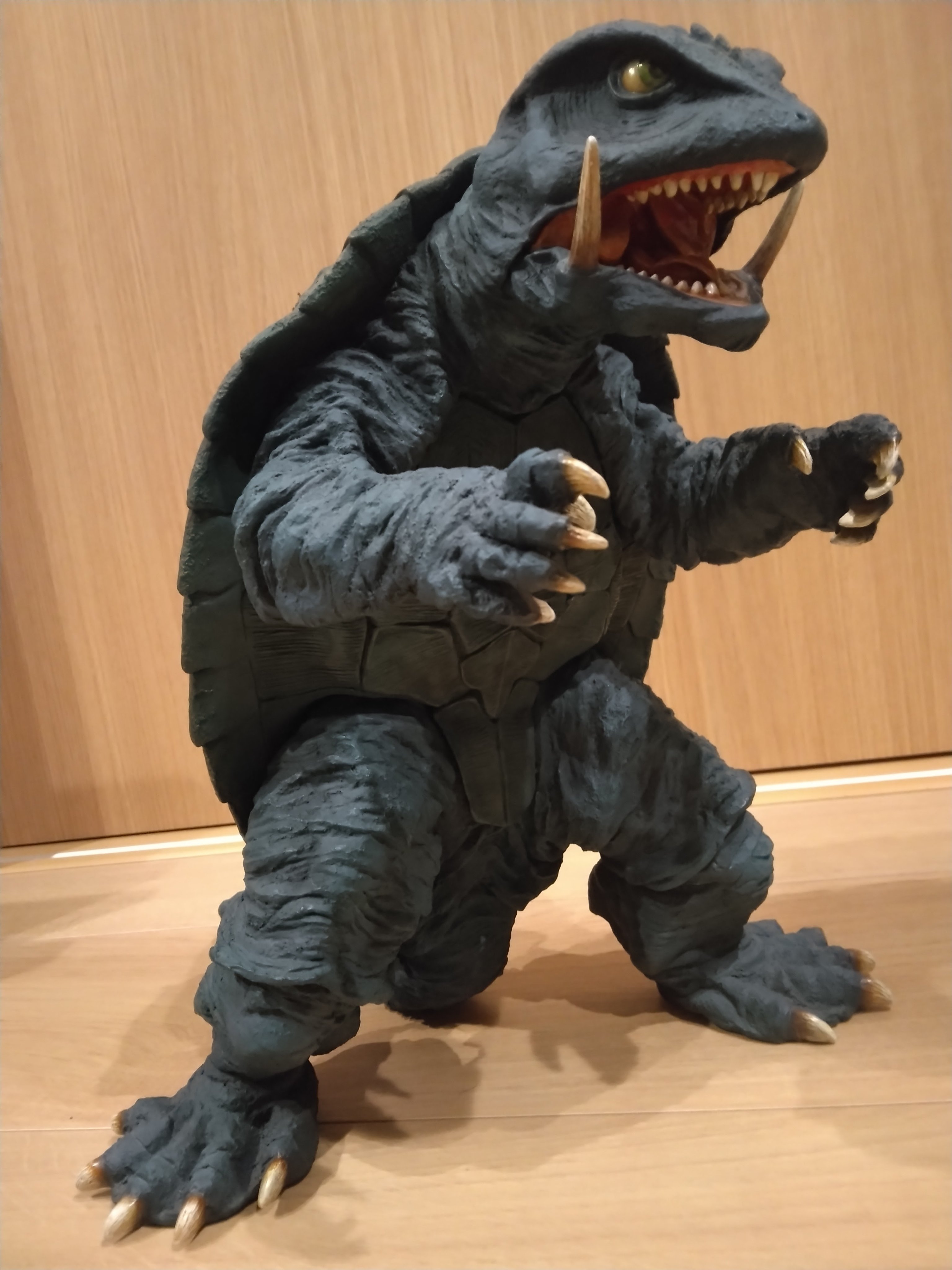 ミレニアム雛形ゴジラ（バンプレスト）＆ガメラ3（エクスプラス