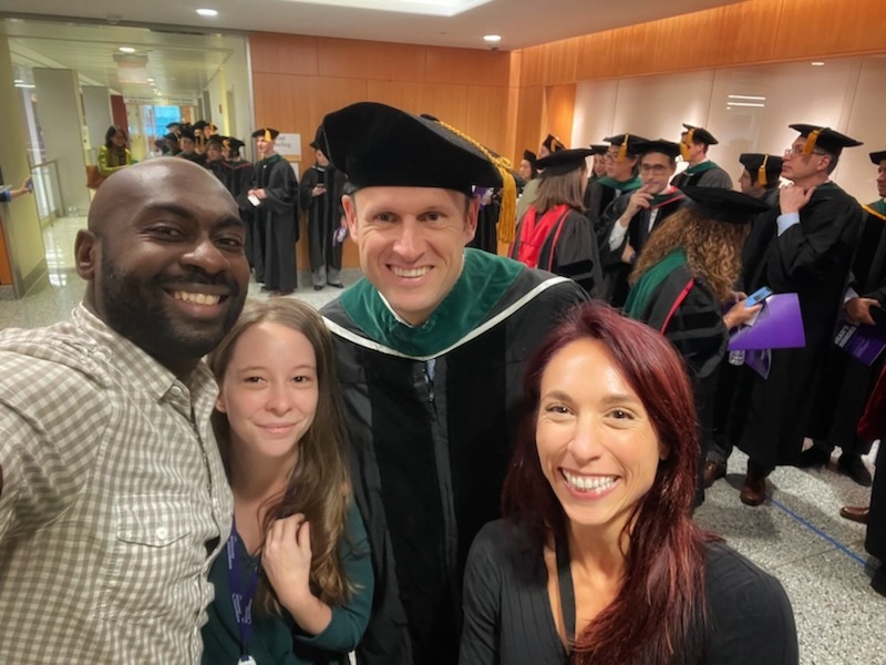 For #fracturefriday 🦴 the Leucht Lab is proud to celebrate <a href="/PhilippLeuchtMD/">Philipp Leucht, MD</a> 's tenure award earlier this week 🥳🤓 Congratulations! <a href="/nyulangone/">NYU Langone Health</a> <a href="/nyulangoneortho/">NYU Langone Orthopedics</a>  #lablife #labmates #orthotwitter #stemcells #bones #devbio #stem <a href="/Morgani_S/">Dr. Sophie Morgani</a> <a href="/kleclerc13/">Kevin Leclerc</a> <a href="/MargauxSambon/">Sambon Margaux</a>