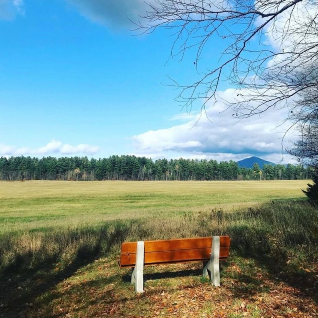 GoCottage's tweet image. Fall is here…So serene 🍂🤍

Book your next stay, spots are filling  up for fall 🤎🌱
go-cottage.com/reservations/
-
-
-
#LakePlacid #LakePlacidVacation #GOCottage #NewYorkFall #Fall2024 #NYVacationRentals #NYFall