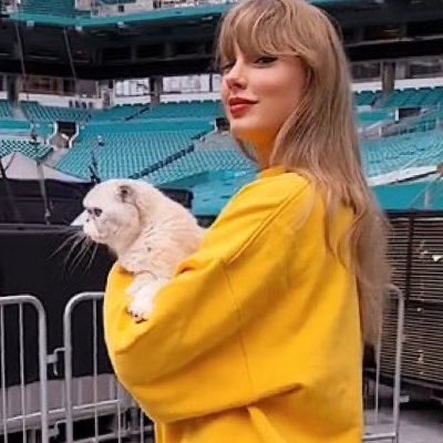 DO NOT TALK TO ME