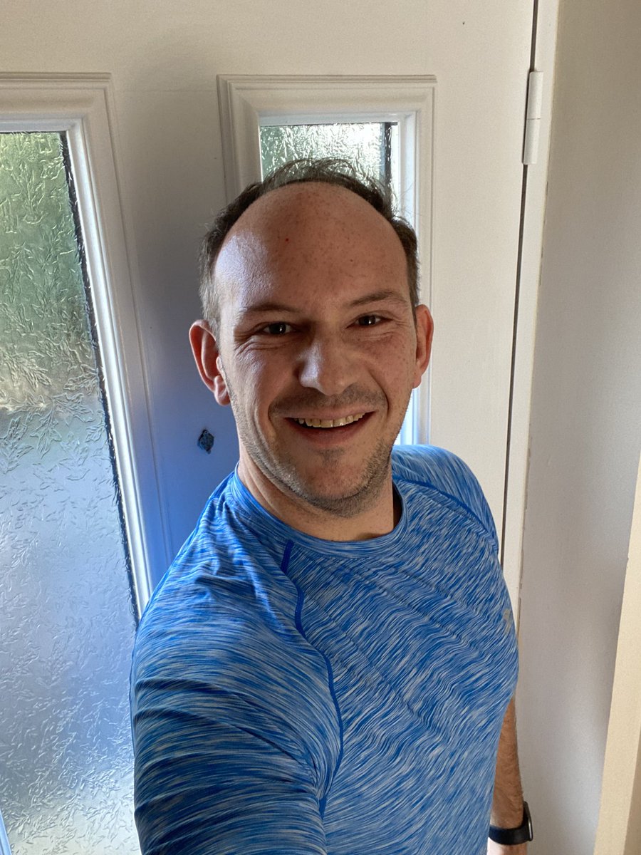 PT session here I come 💪🏼
Happy Friday!! ☀️