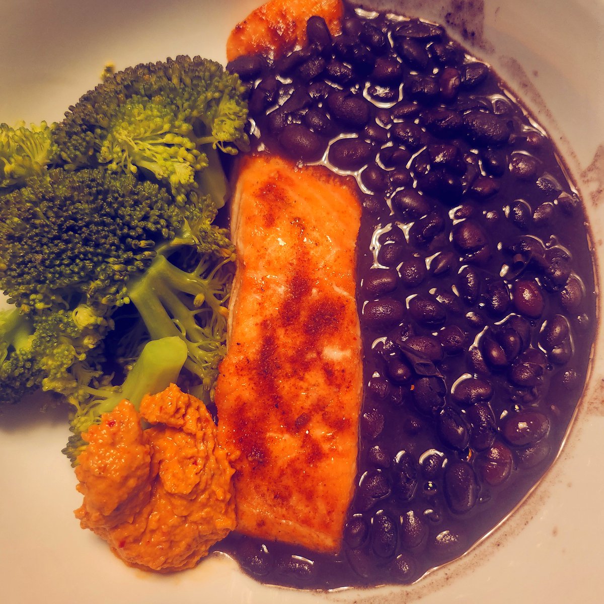 pprubuck's tweet image. Eat to live.